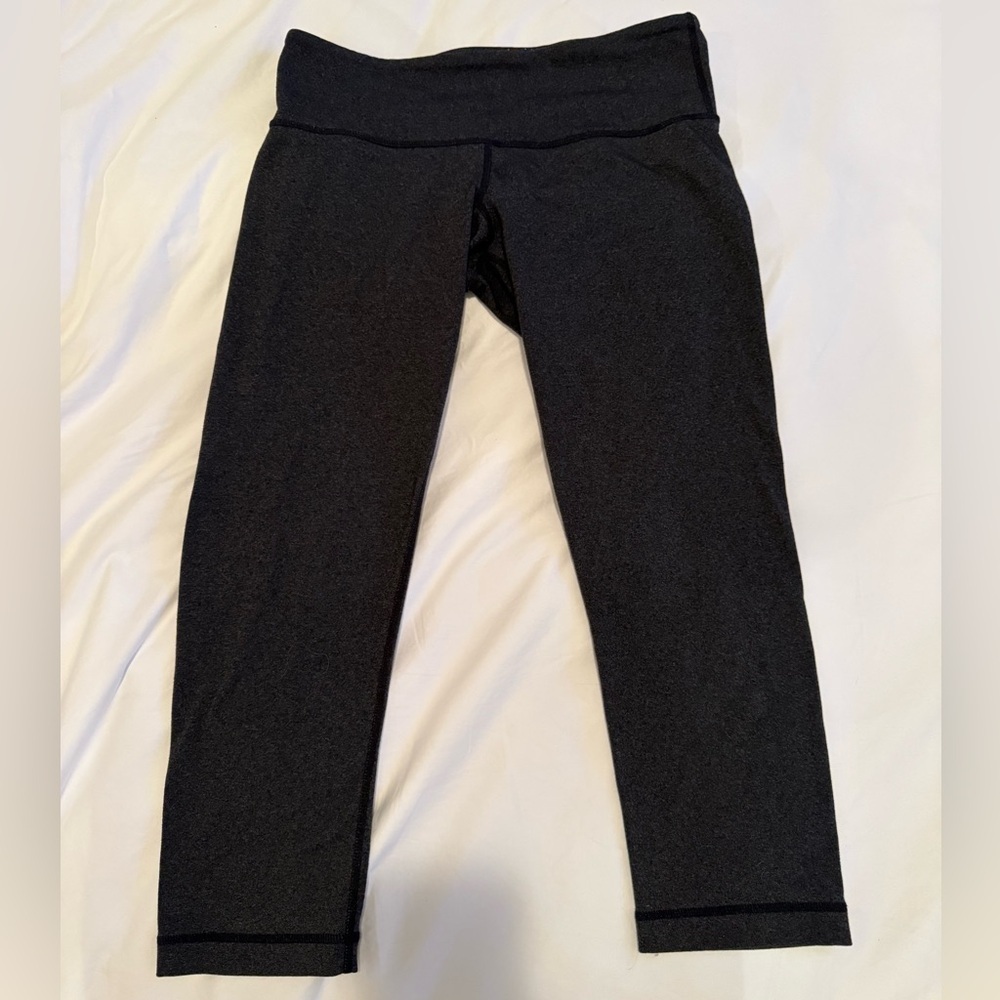 Lululemon cropped leggings